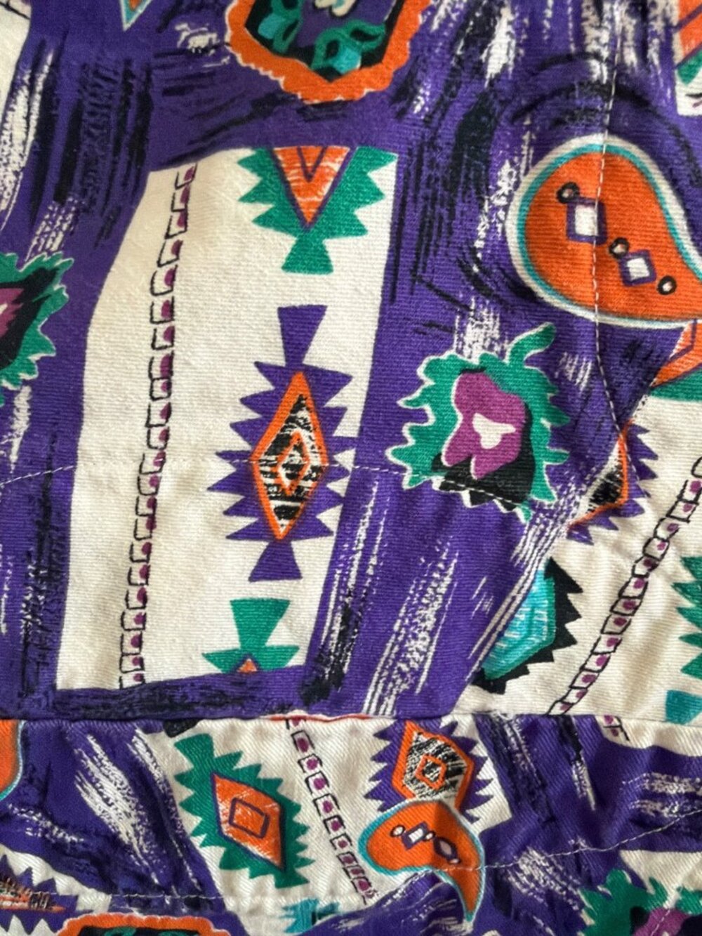 Vintage Handmade Reversible Lap Quilt Southwestern Puff Purple Biscuit 35 x 51 - Picture 9 of 12